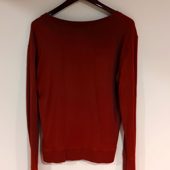 Athleta Rust Color V Neck Sweatshirt. Size M - Picture 6 of 8